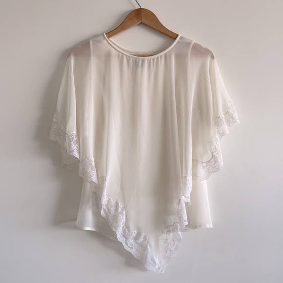 NWOT ASOS gorgeous fairytale sheer blouse with lace details size 4 - Picture 2 of 5
